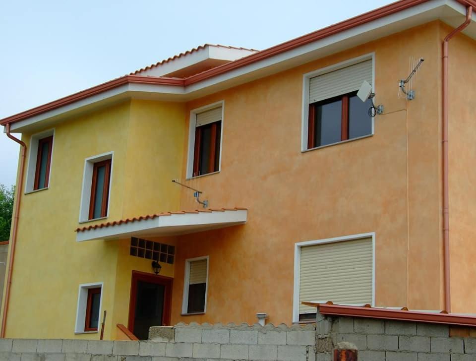 Paringianu B&B Il Rifugio Del Lupo - E6721 מראה חיצוני תמונה
