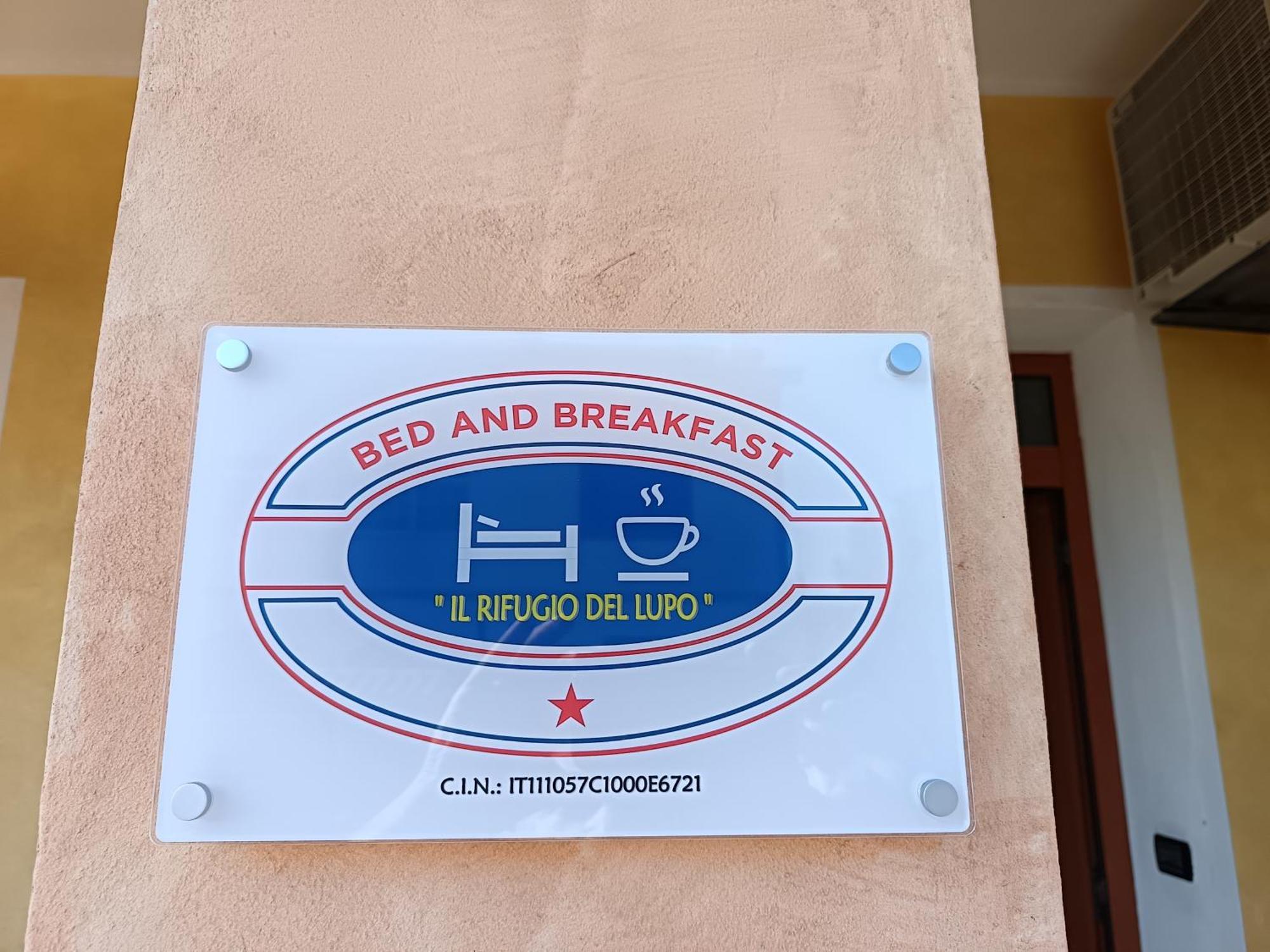 Paringianu B&B Il Rifugio Del Lupo - E6721 מראה חיצוני תמונה